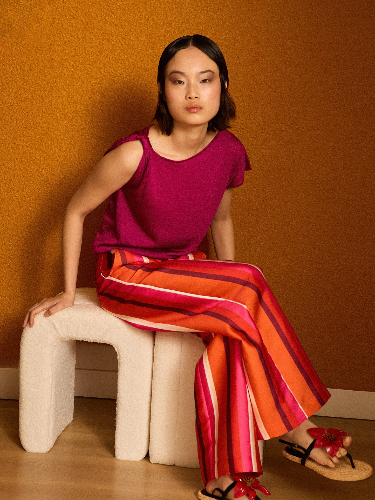 Jersey asimétrico de lurex fucsia