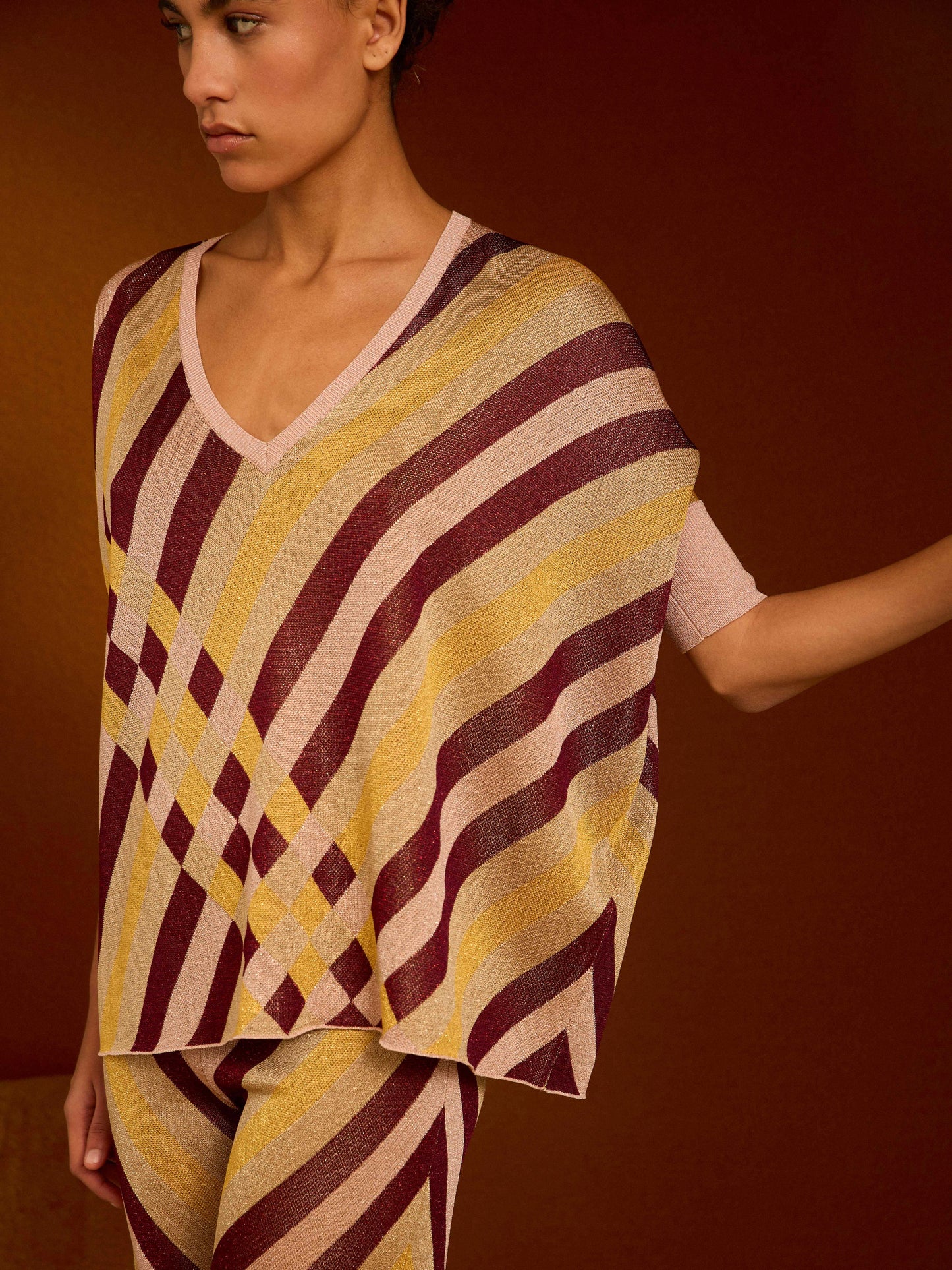 Jersey de lurex estampado granate