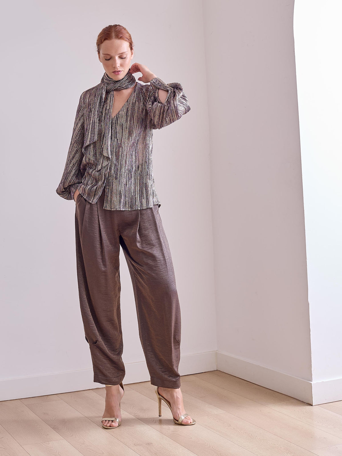 Pantalón de viscosa marrón