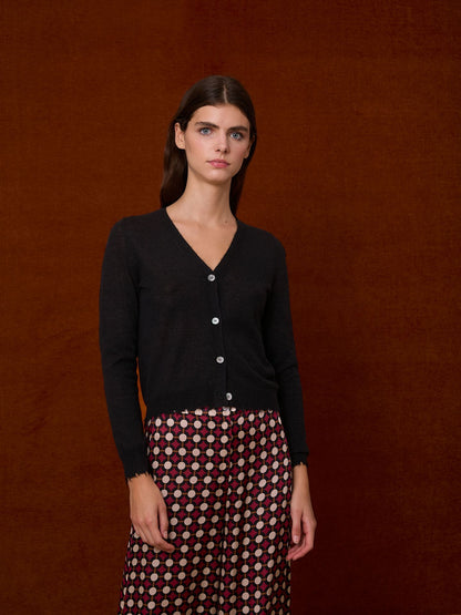 Chaqueta negra de lana