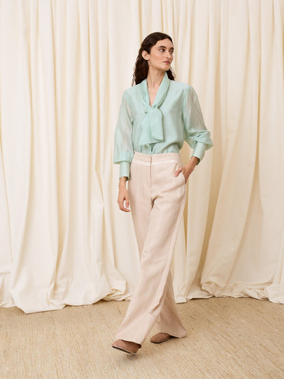 Pantalón con lino beige