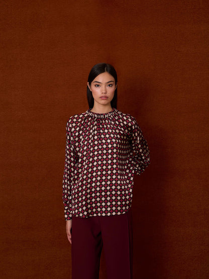 Blusa de lunares granate