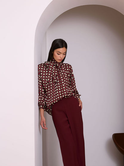 Blusa de lunares granate