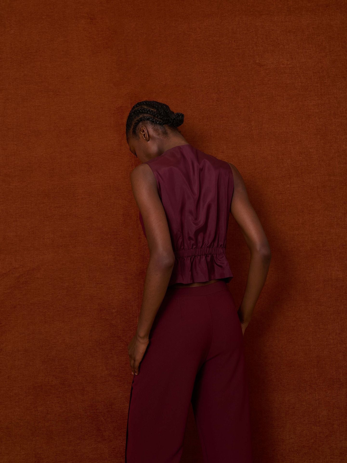 Chaleco crep granate