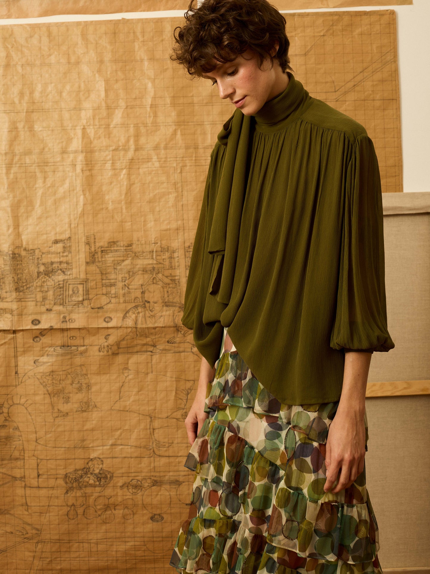 Blusa verde cuello alto lazada