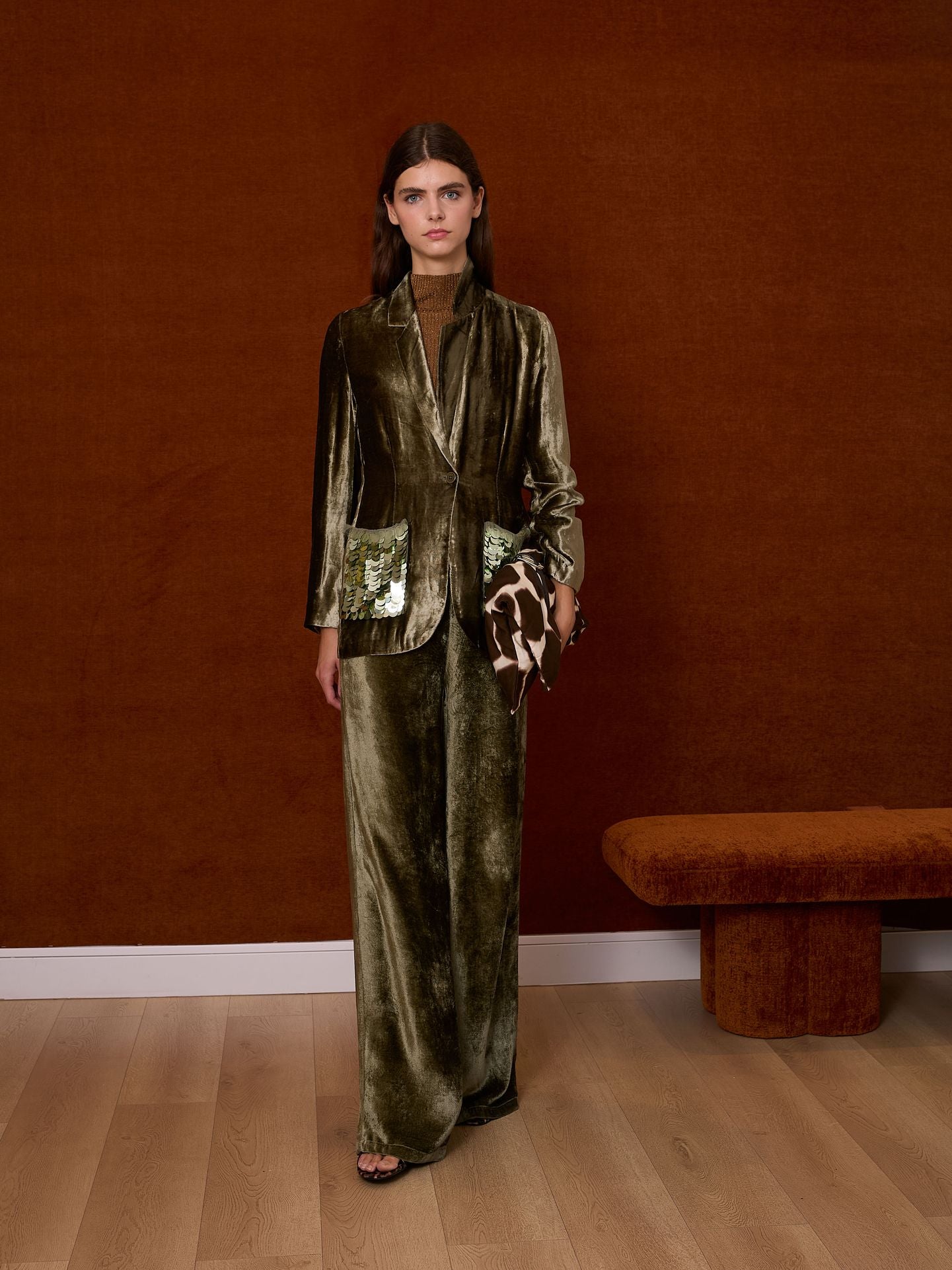 Blazer de terciopelo y lentejuelas verde