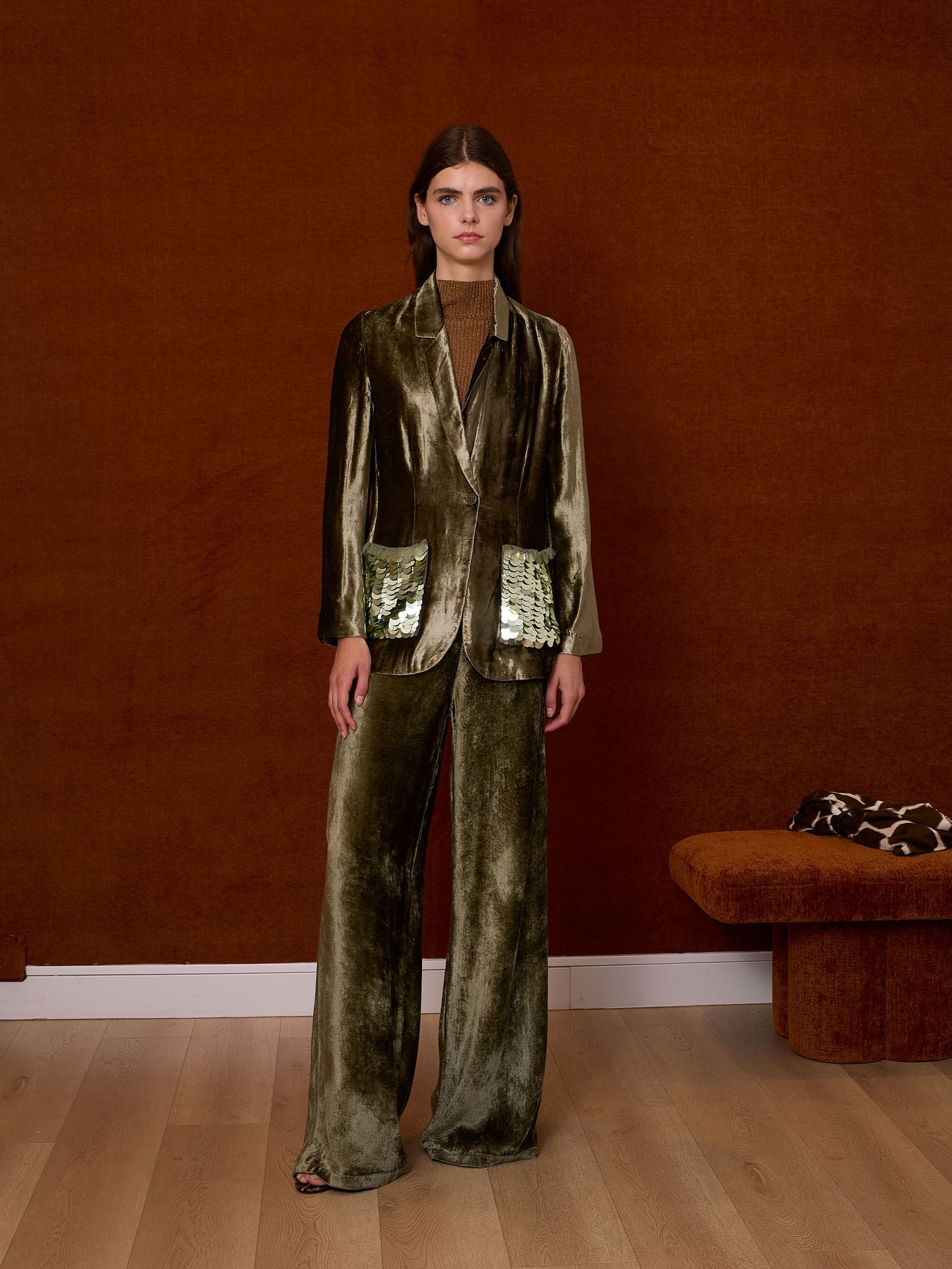 Blazer de terciopelo y lentejuelas verde