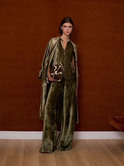 Abrigo verde de terciopelo y lentejuelas