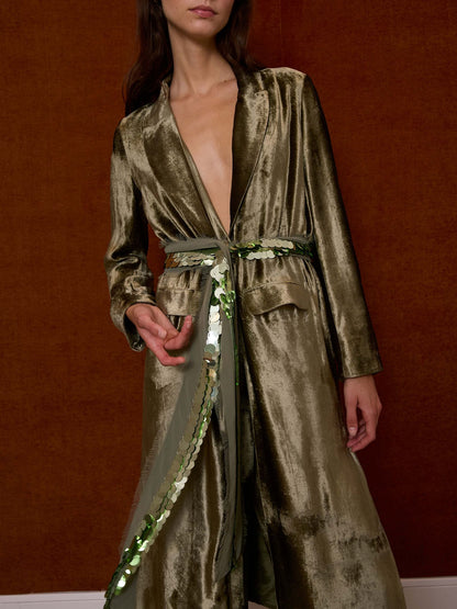 Abrigo verde de terciopelo y lentejuelas