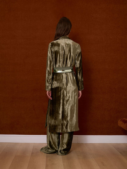 Abrigo verde de terciopelo y lentejuelas