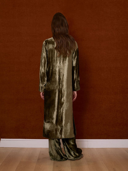 Abrigo verde de terciopelo y lentejuelas