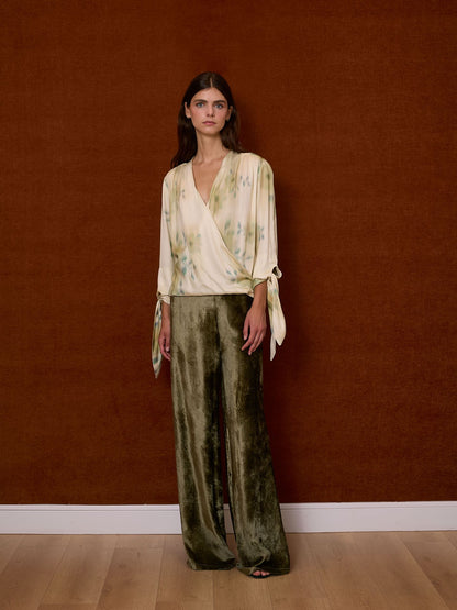 Blusa cruzada tonos verdes