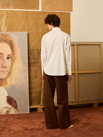 Camisa blanca con jaretas