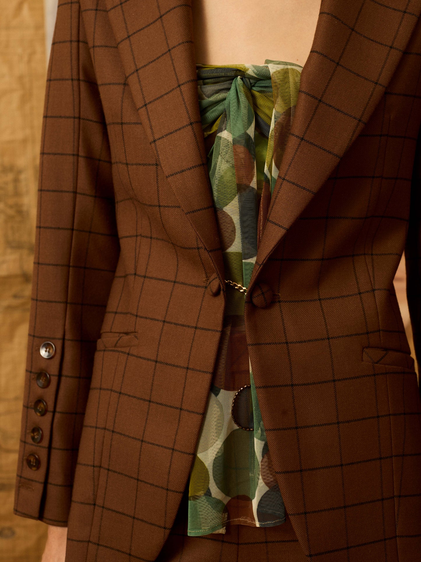 Blazer marrón de cuadros