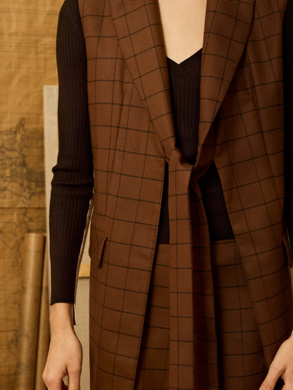 Chaleco de cuadros marrón