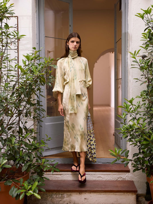 Vestido midi flores verdes