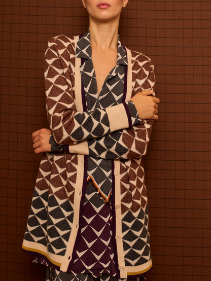 Chaqueta greca de intarsia marrón