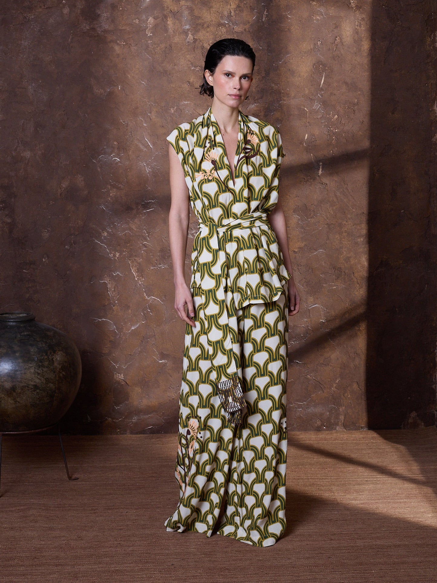 Top verde de viscosa estampada