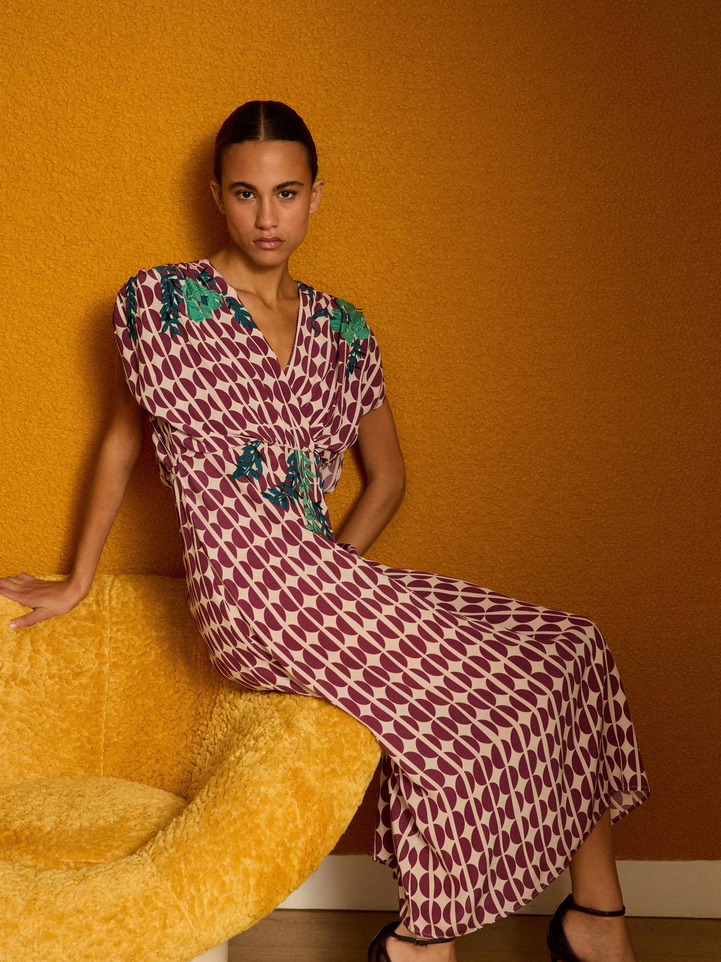 Vestido midi granos café granate