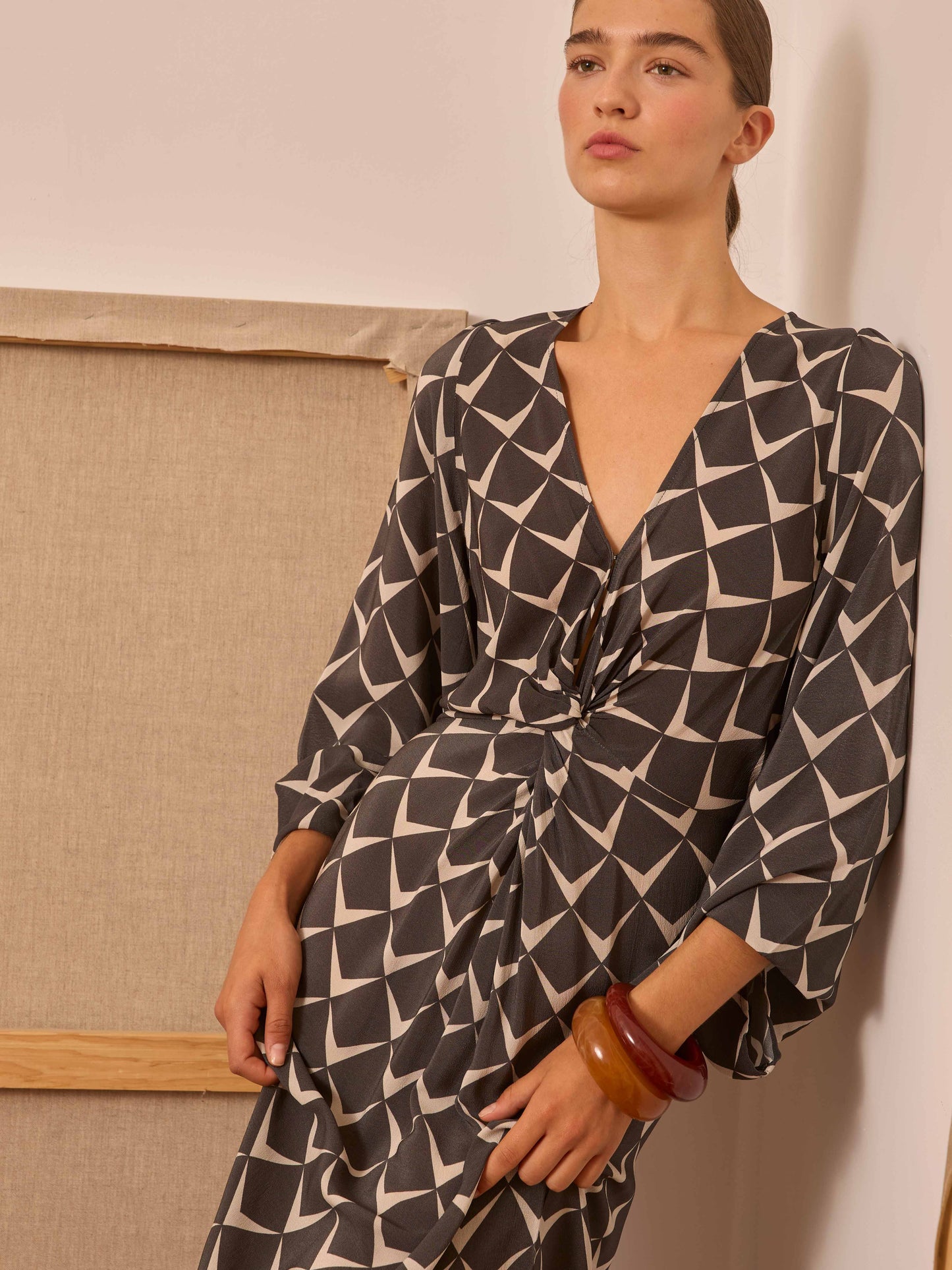 Vestido greca antracita