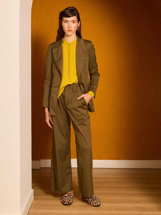 Pantalón kaki popelín