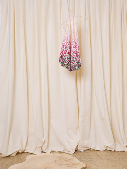 Bolso con lentejuelas berenjena