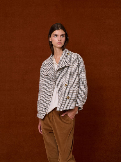 Cazadora cuadros marfil