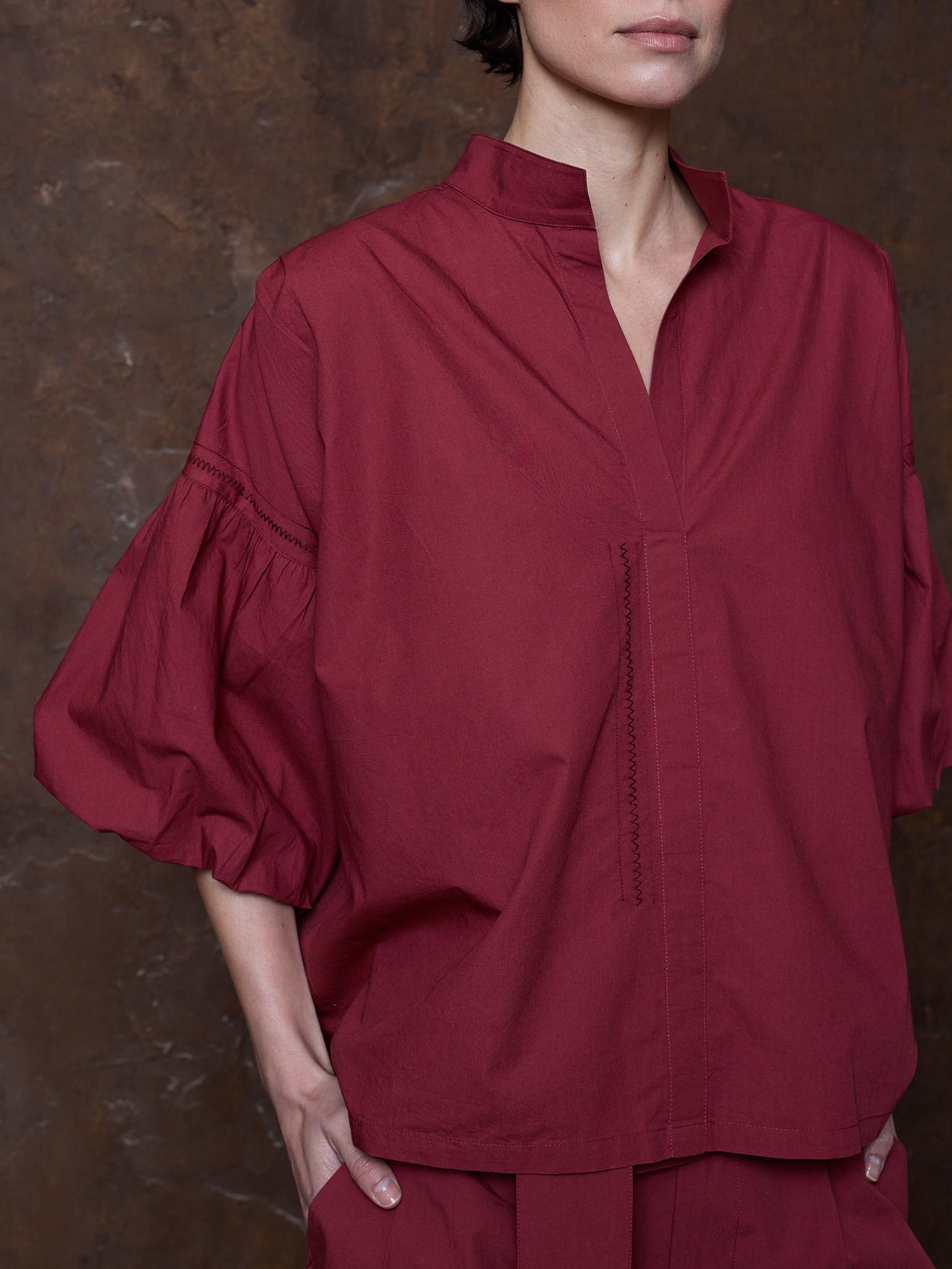 Camisa de popelín ciruela