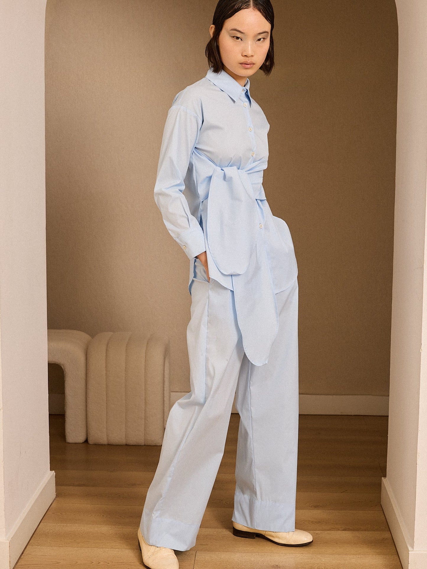 Pantalón azul popelím