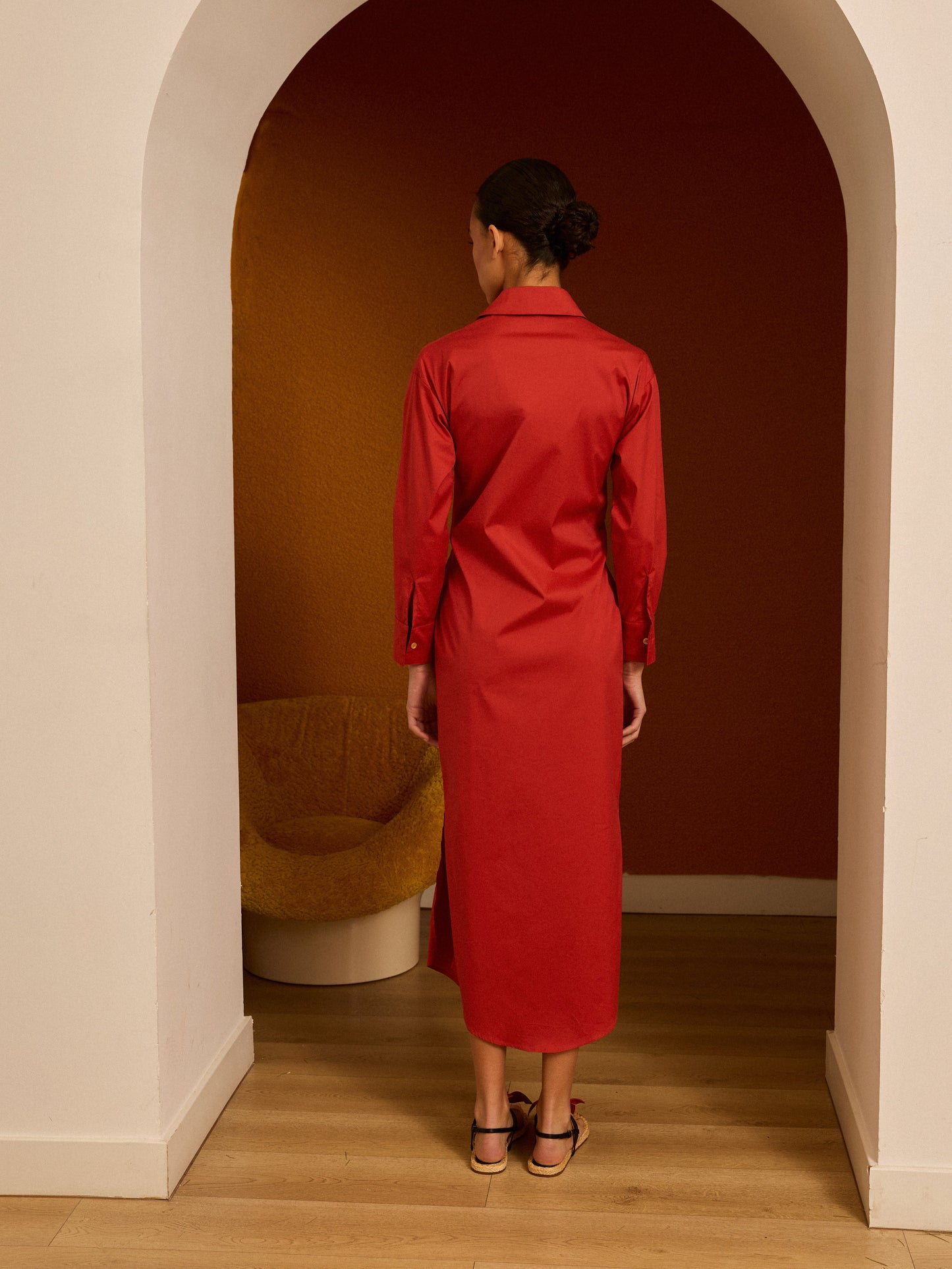 Vestido de poeplín camisero teja