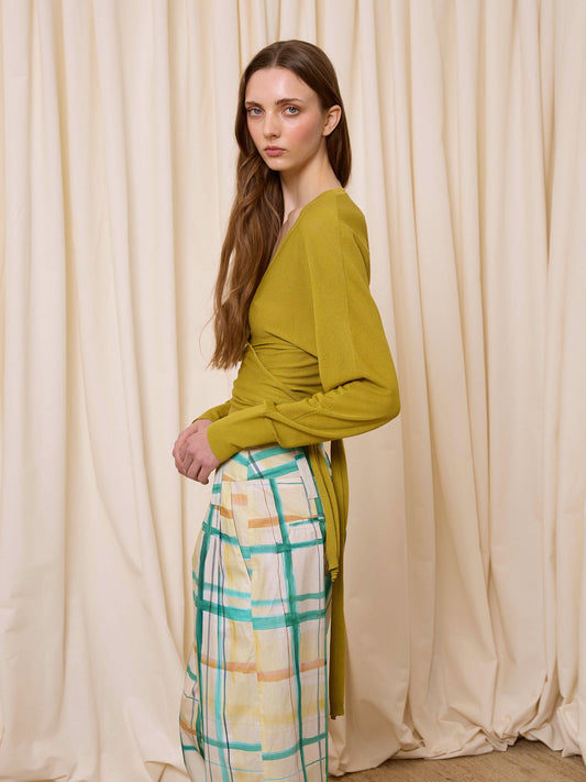 Chaqueta con lazada pistacho