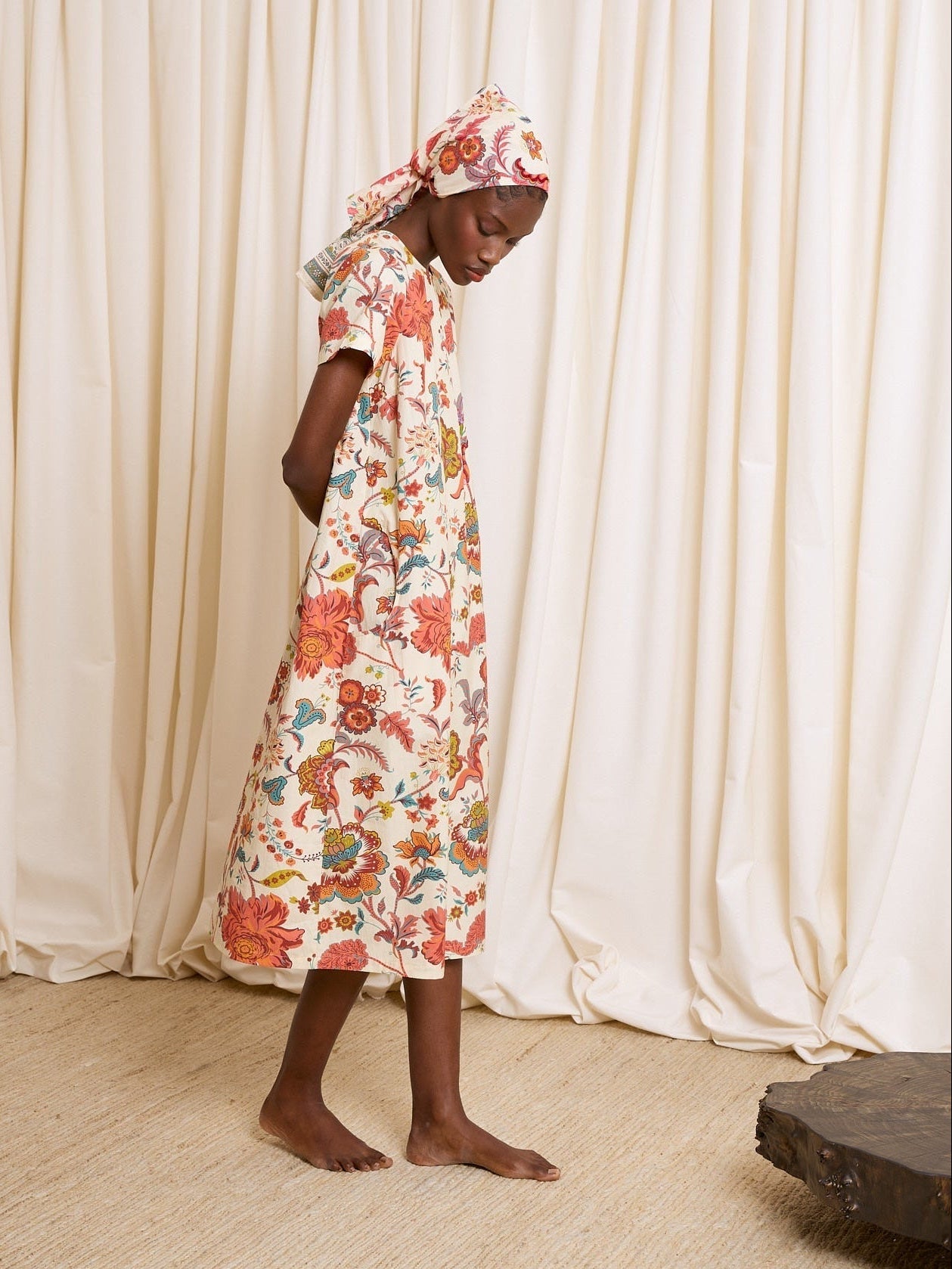 Vestido de flores con lentejuelas