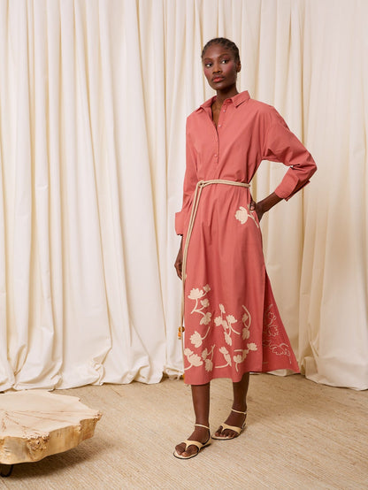 Vestido camisero con cuerda coral
