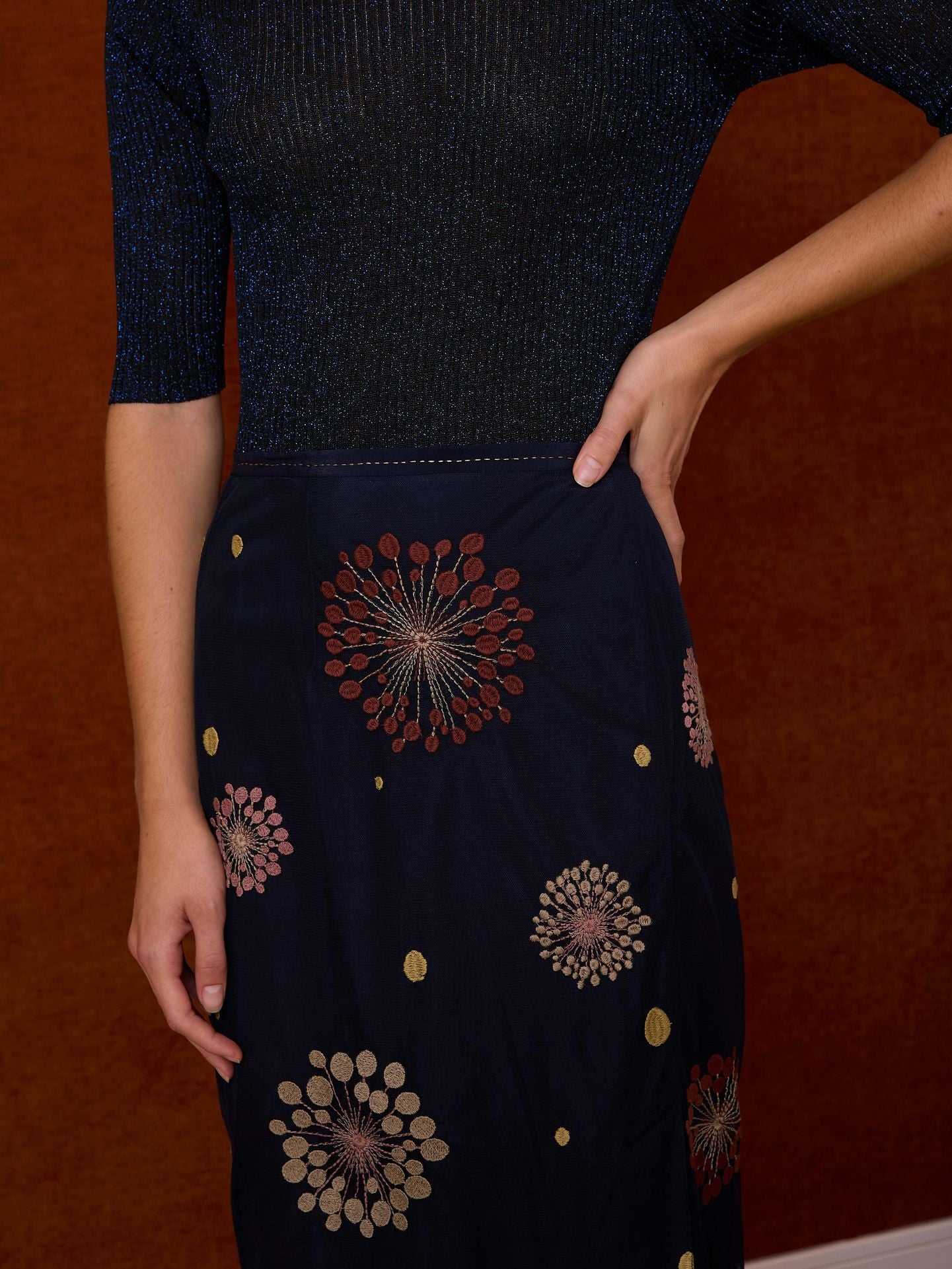 Falda azul midi de tul