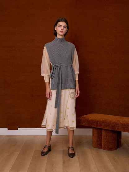 Chaleco cuello alto gris