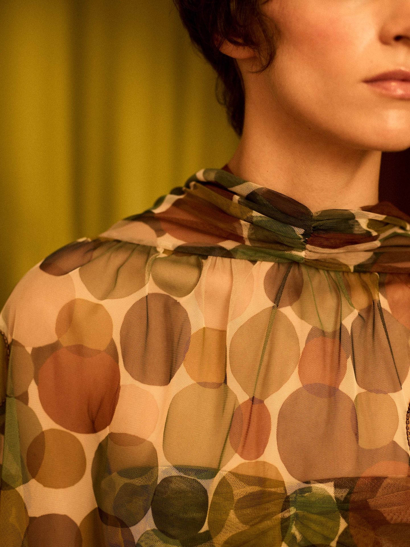 Capa de tul círculos