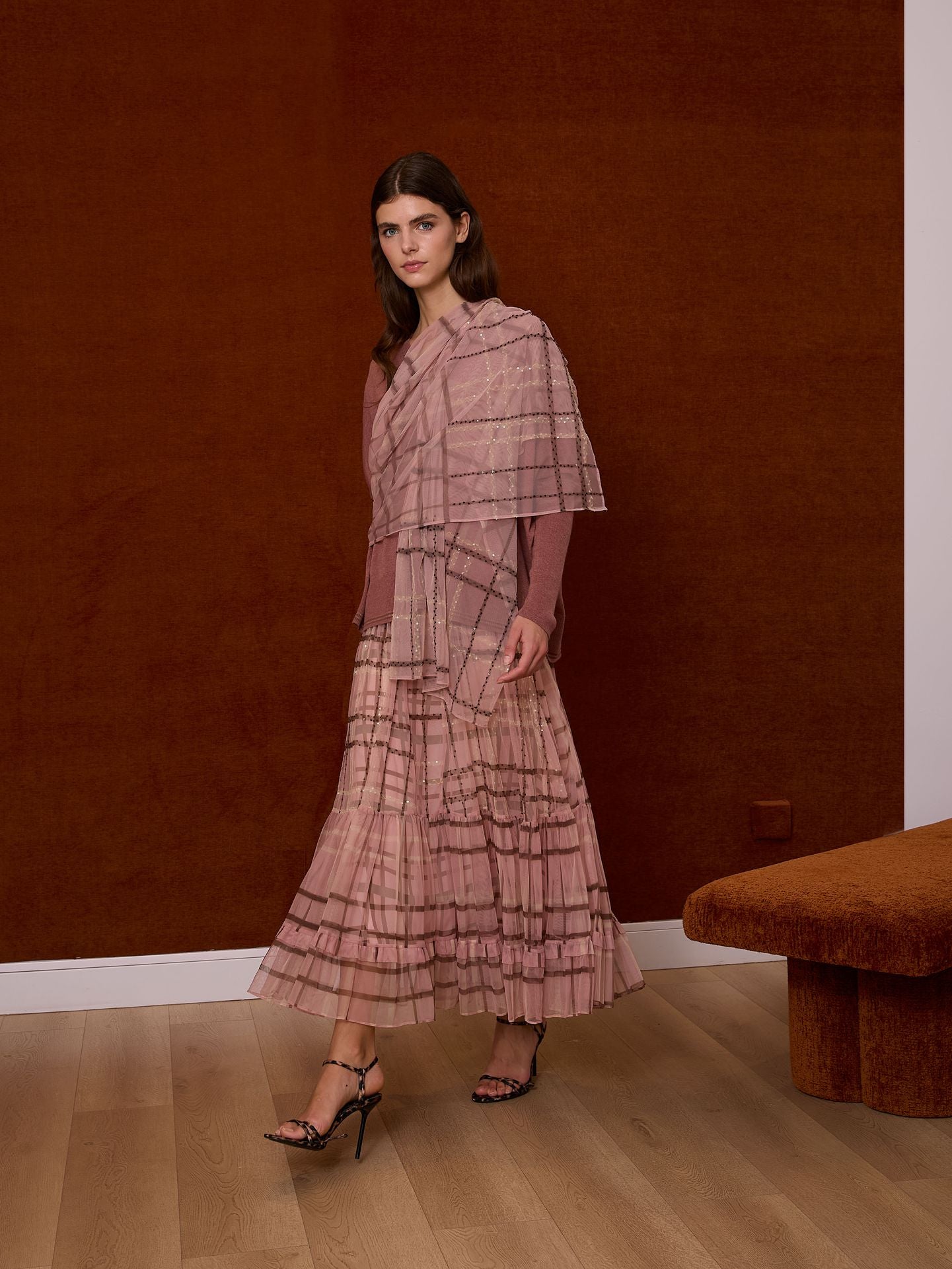 Chal de tul de cuadros rosa