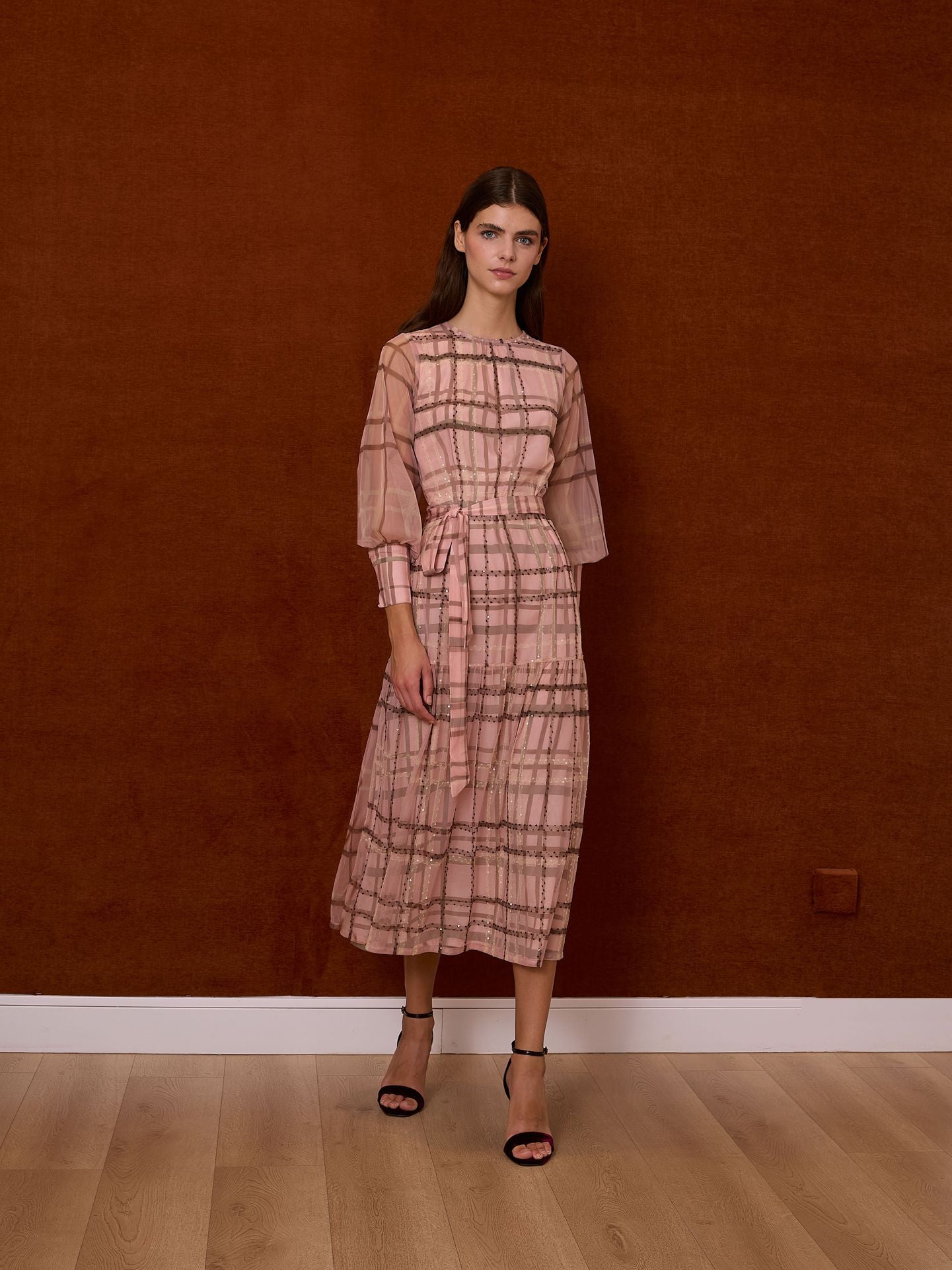 Vestidos cuadros tul rosa manga larga