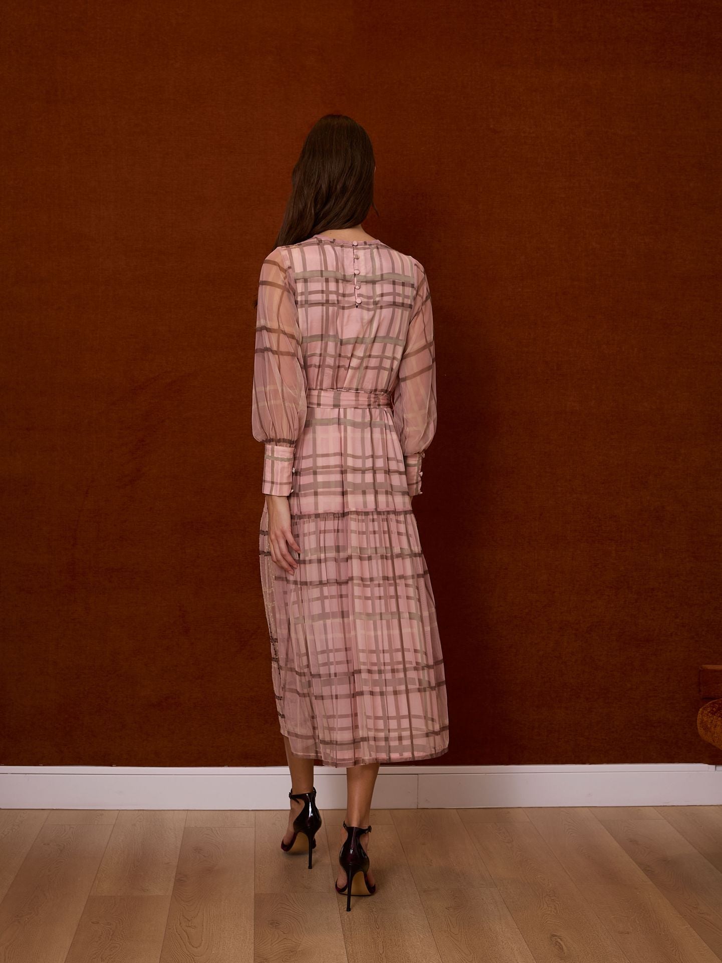 Vestidos cuadros tul rosa manga larga