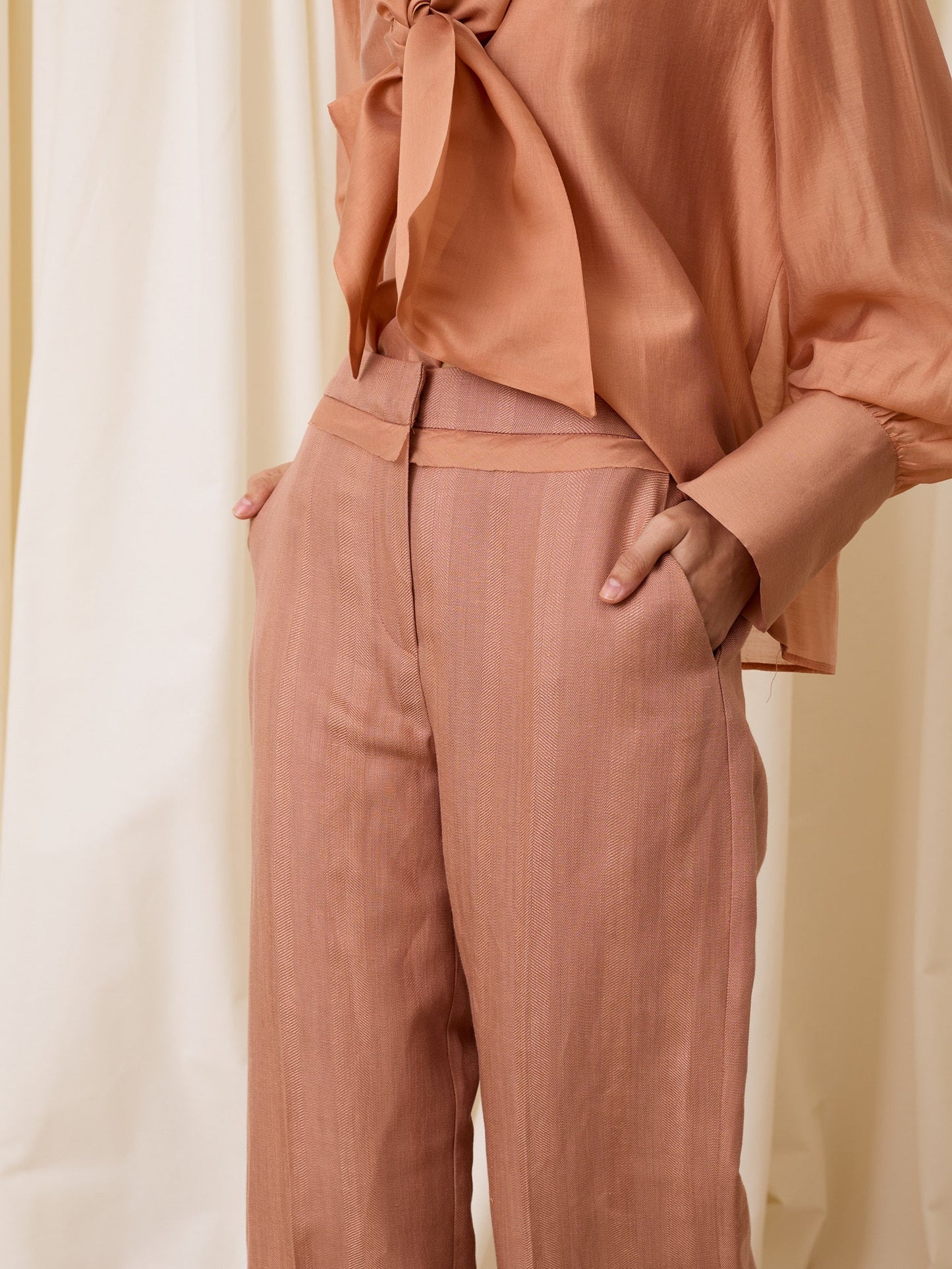 Pantalón con lino rosa