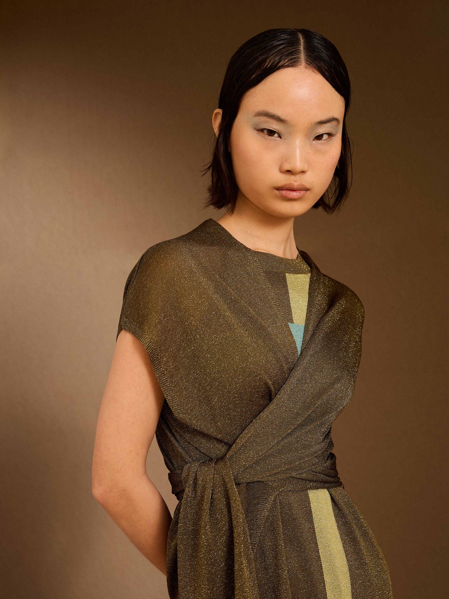 Chaqueta larga de lurex kaki