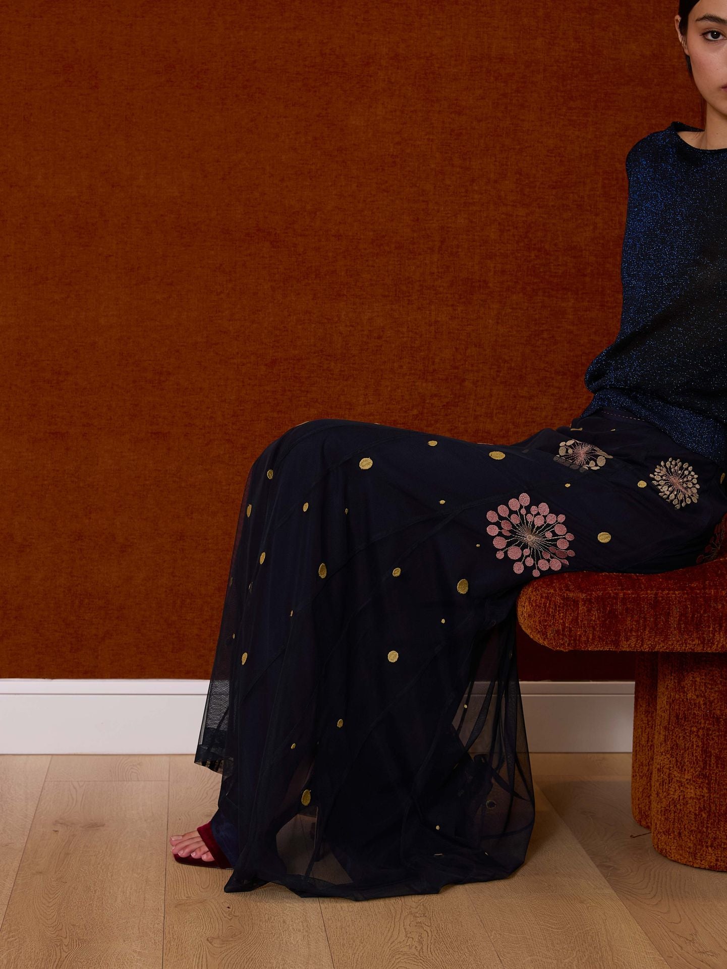 Falda larga de tul azul