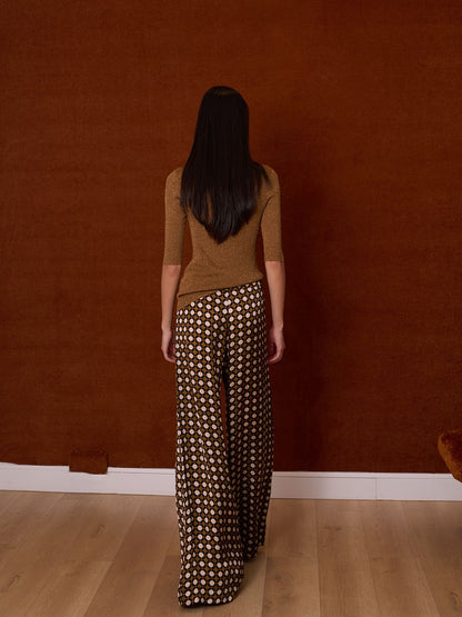 Pantalón de lunares color tabaco