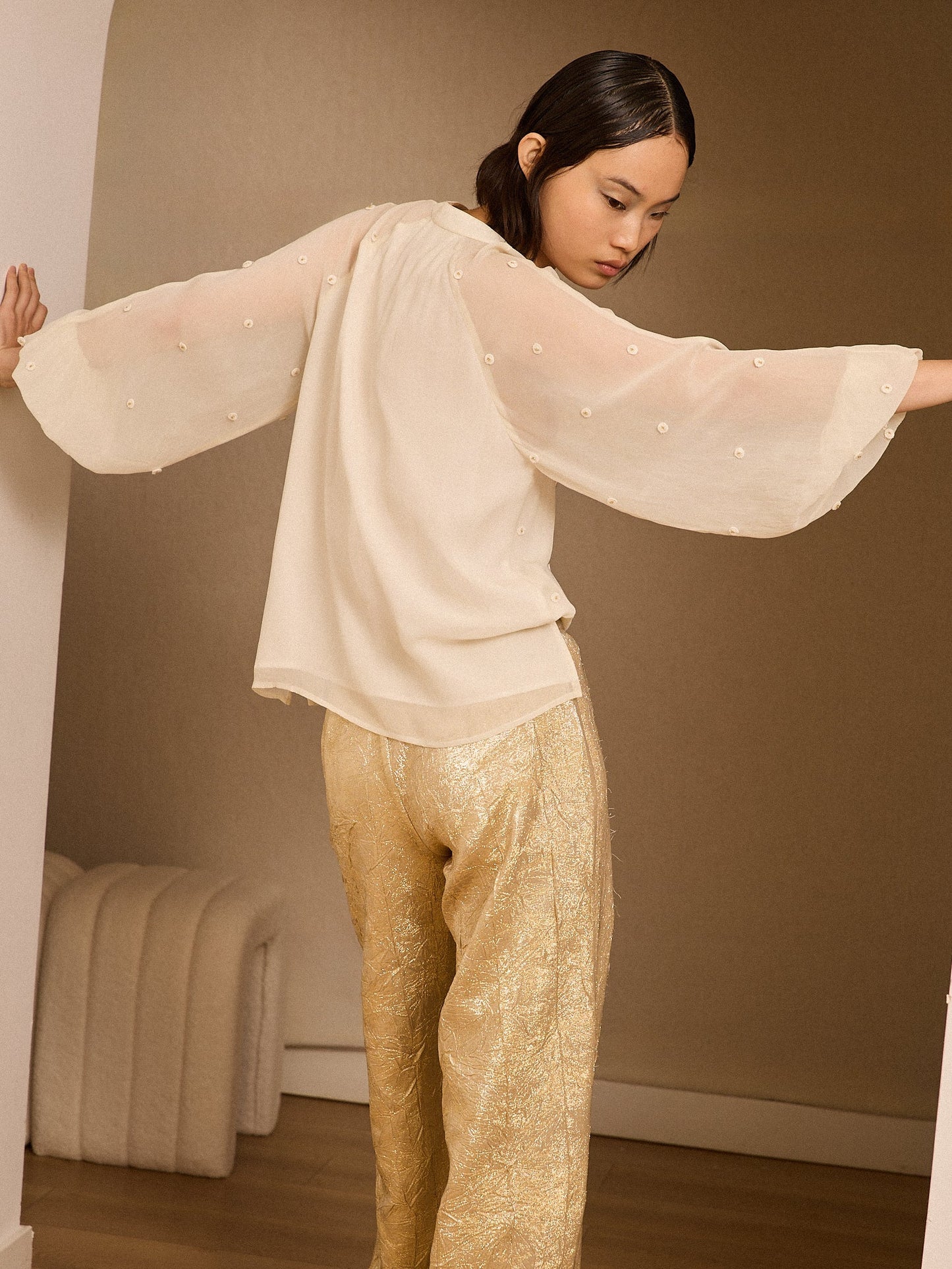 Blusa con apliques marfil