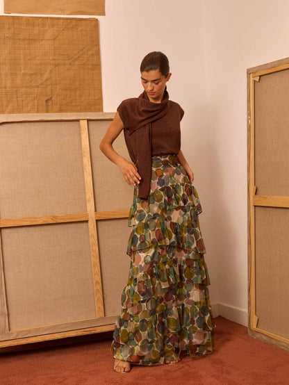 Top con lazada marrón