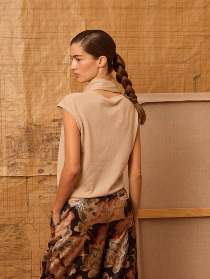 Top con lazada beige