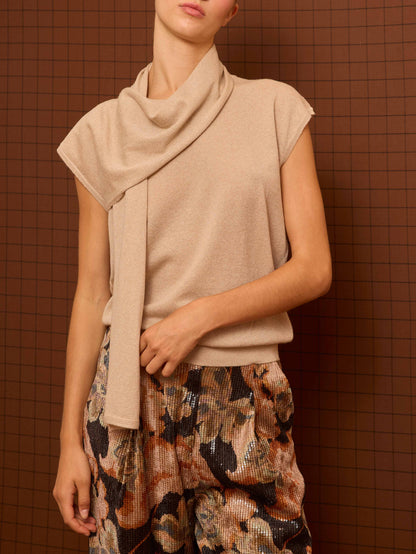 Top con lazada beige