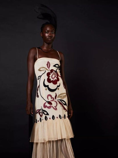 Vestido midi de tul marfil