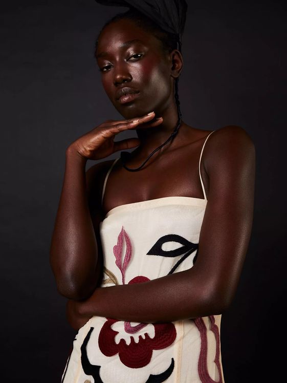 Vestido midi de tul marfil