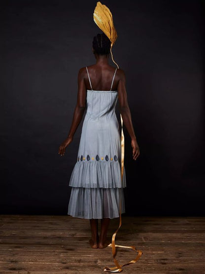 Vestido midi de tul azul